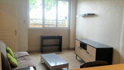 renting F3 Furnished  Montluon