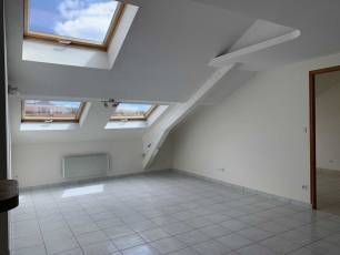renting F3 Unfurnished  Montluon